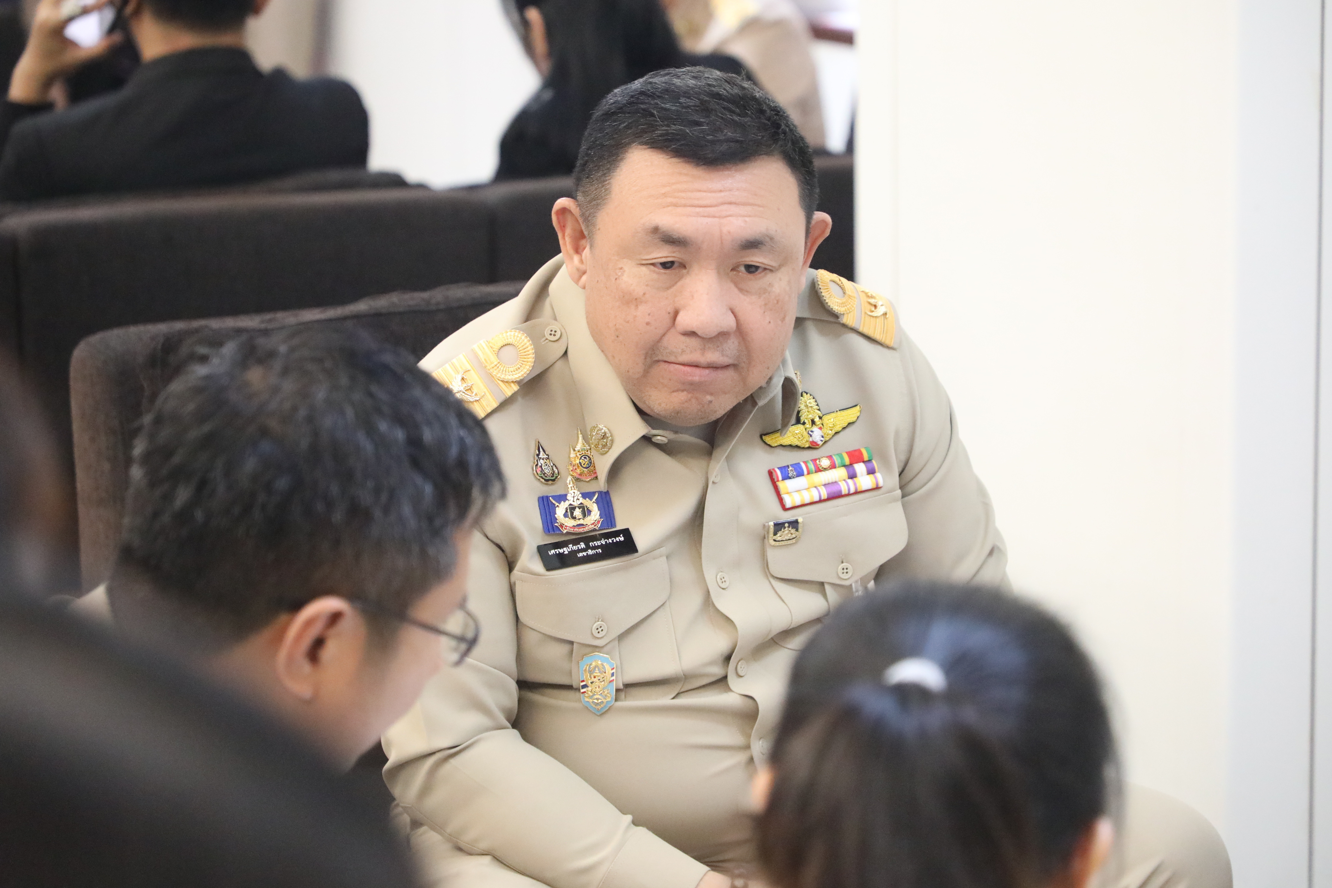 title - ส.ป.ก. เข้าชี้แจงงบประมาณ ต่อคณะกรรมาธิการวิสามัญพิจารณาร่างพระราชบัญญัติงบประมาณรายจ่าย ประจำปีงบประมาณ พ.ศ. 2570 สภาผู้แทนราษฎร ครั้งที่ 9